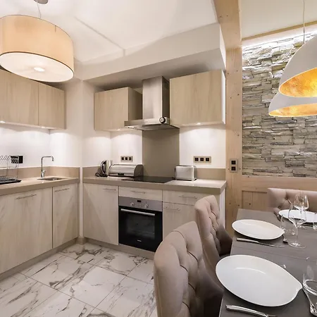 Apartment 3p Au Coeur De Courchevel, Proche Commerces Et Pistes, Parking Inclus - Fr-1-562-10 Courchevel