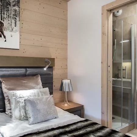 Apartment 3p Au Coeur De Courchevel, Proche Commerces Et Pistes, Parking Inclus - Fr-1-562-10 *